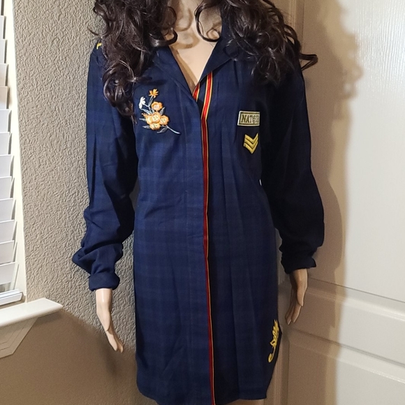 Sam Edelman Patch Embellished Plaid Sleep Shirt - Picture 6 of 11